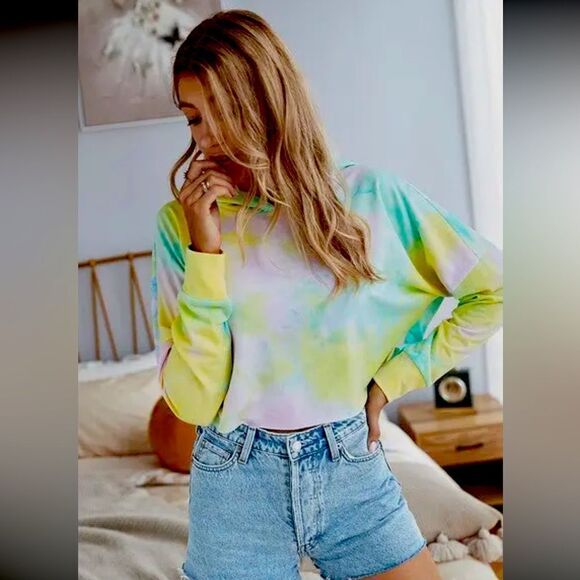 Tops - Tie Dye Crop Hoodie